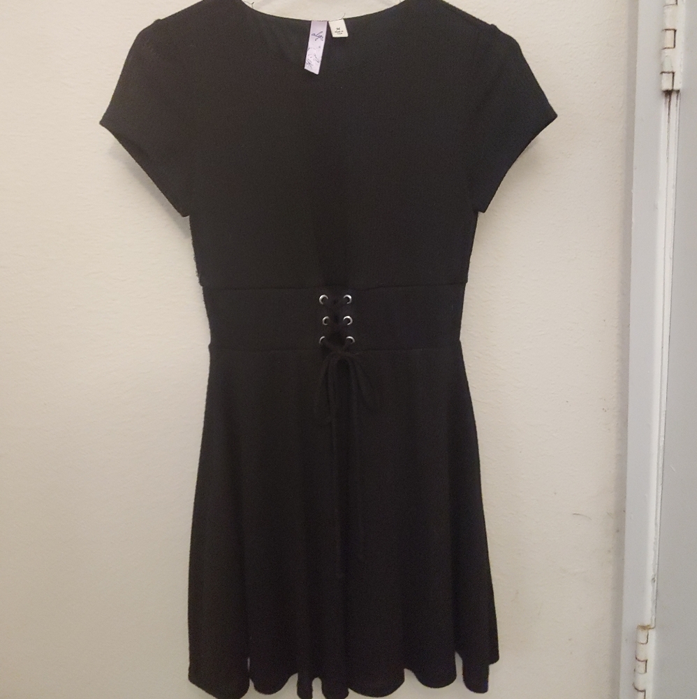 size: W medium